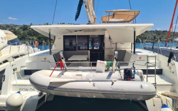 Fountaine Pajot Lucia 40 AKIALOA