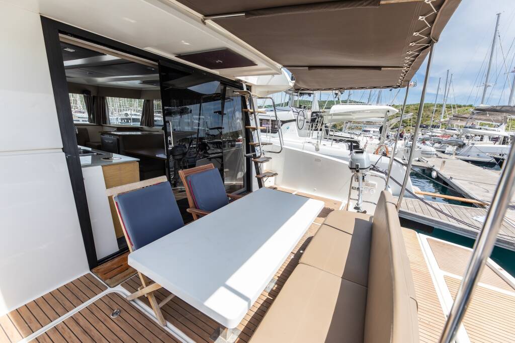 Fountaine Pajot MY 37 Dream Star