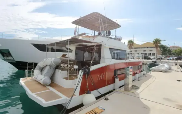Fountaine Pajot MY 37 Dream Star