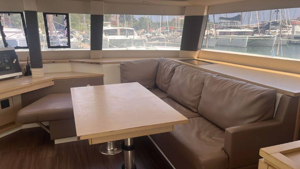 Fountaine Pajot Saba 50 CHRISTOPHINE 2 