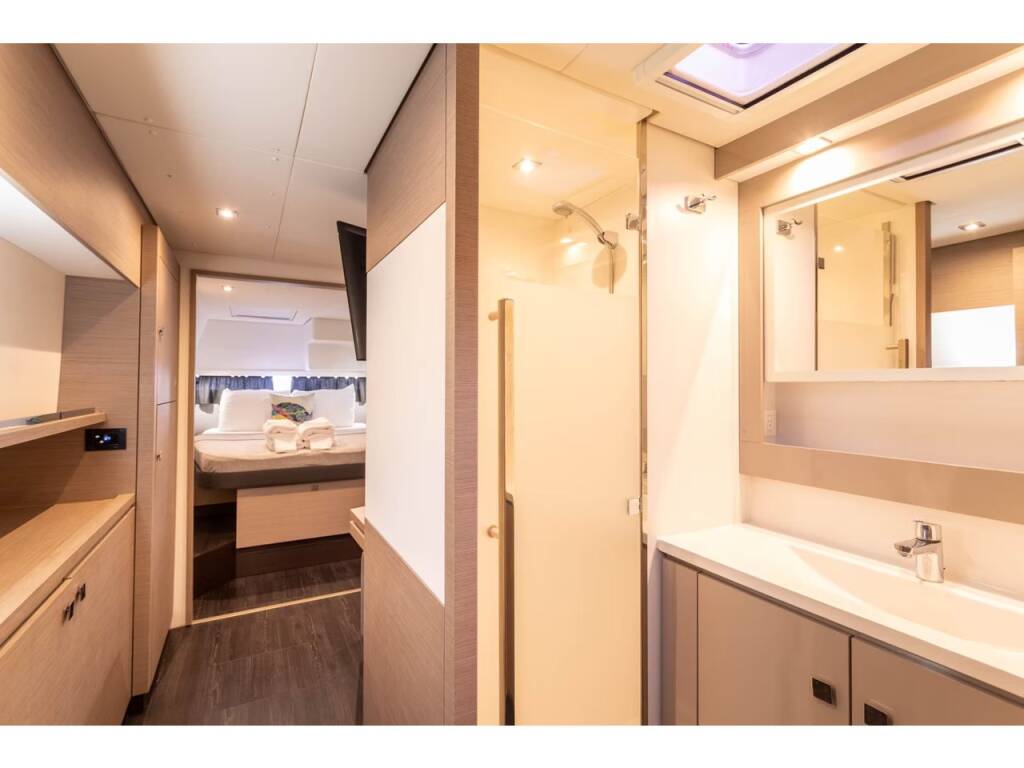 Fountaine Pajot Saba 50 Phoenix