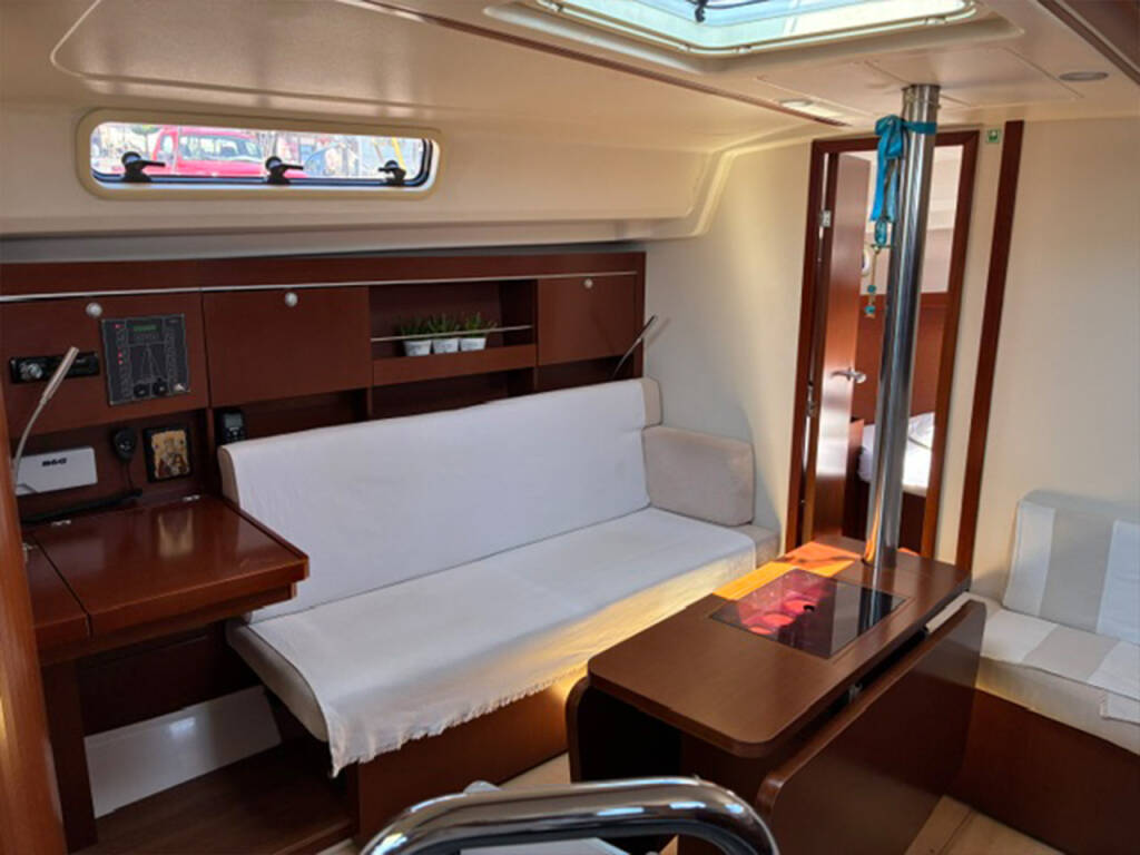 Hanse 385 Alkyoni
