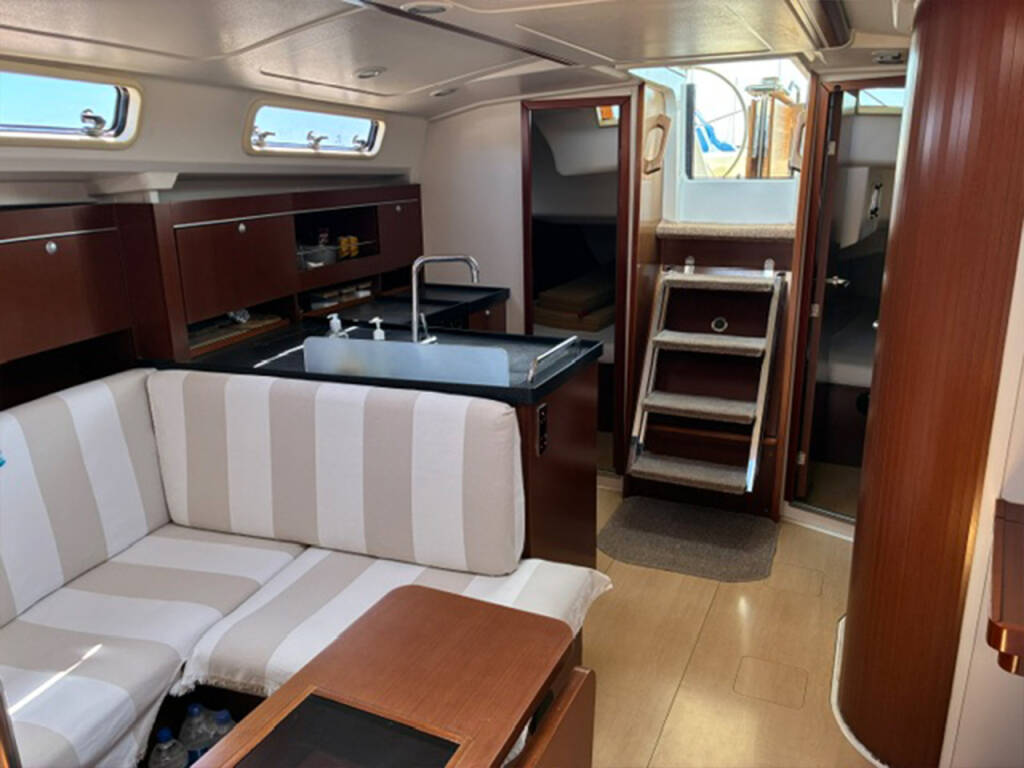 Hanse 385 Alkyoni