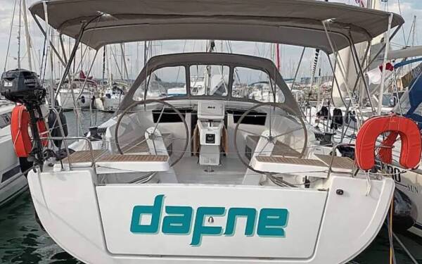Hanse 418 Dafne