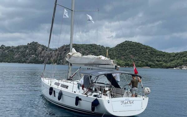 Hanse 445 Juana