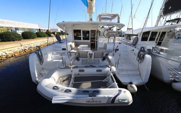 Lagoon 40 Gimme Kiss