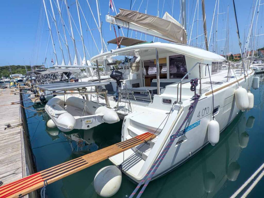Lagoon 400 S2 Yolamare