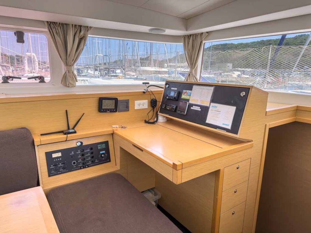 Lagoon 400 S2 Yolamare