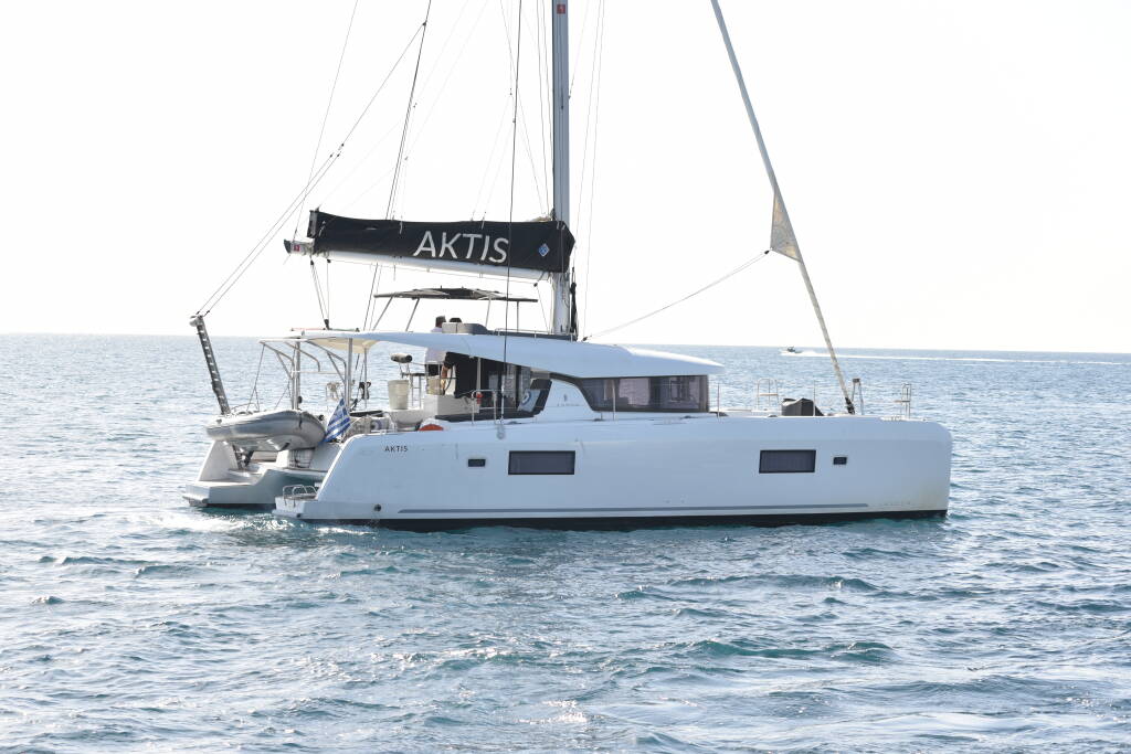 Lagoon 42 Aktis
