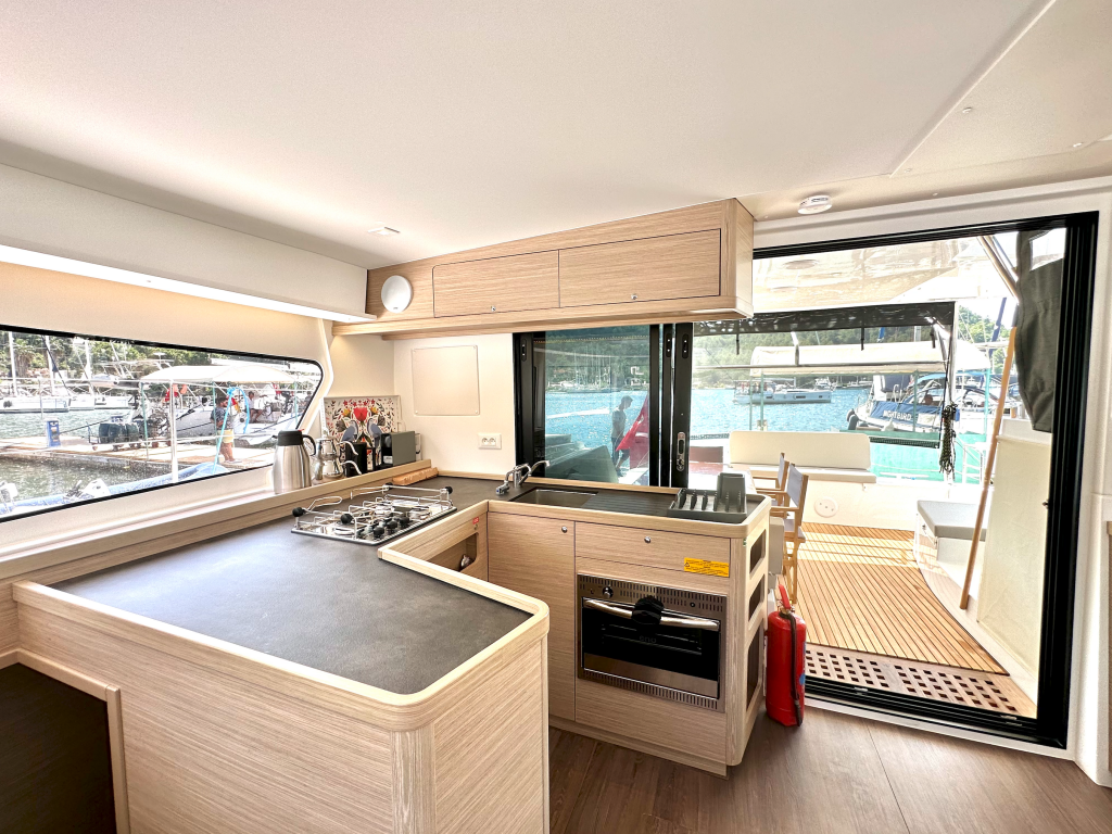 Lagoon 42 Sail Proteus