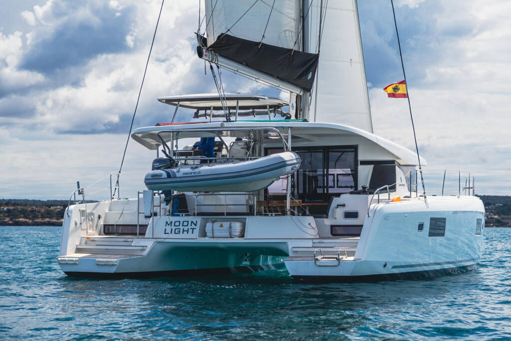 Lagoon 42 Moonlight