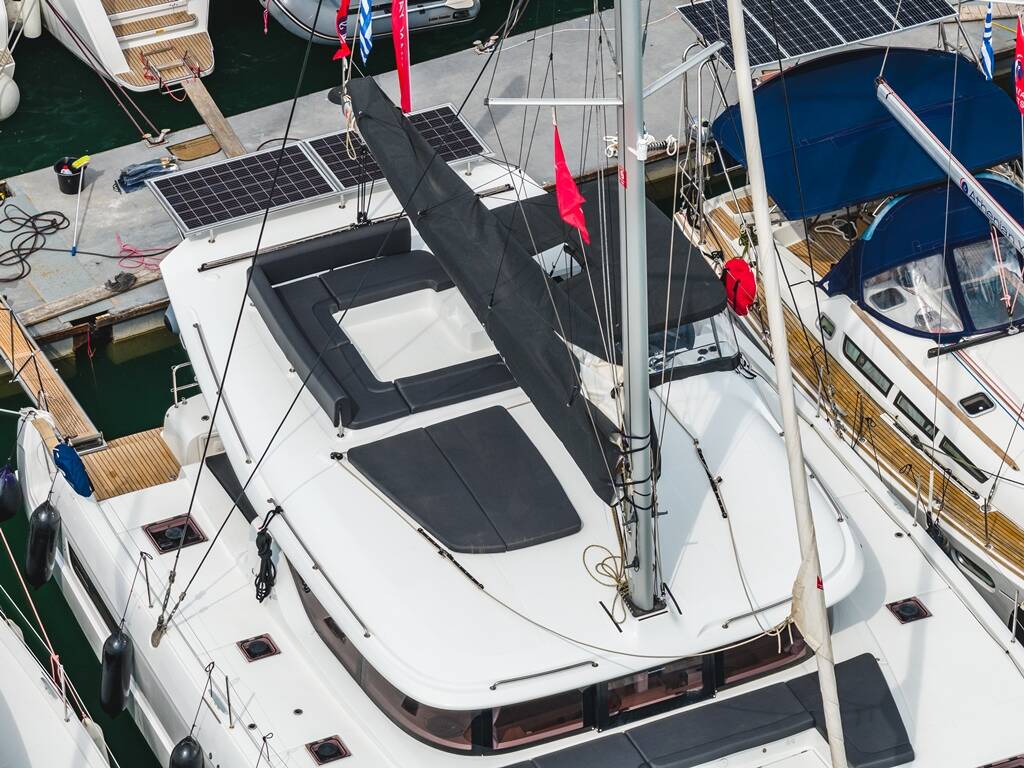 Lagoon 43 Emerald