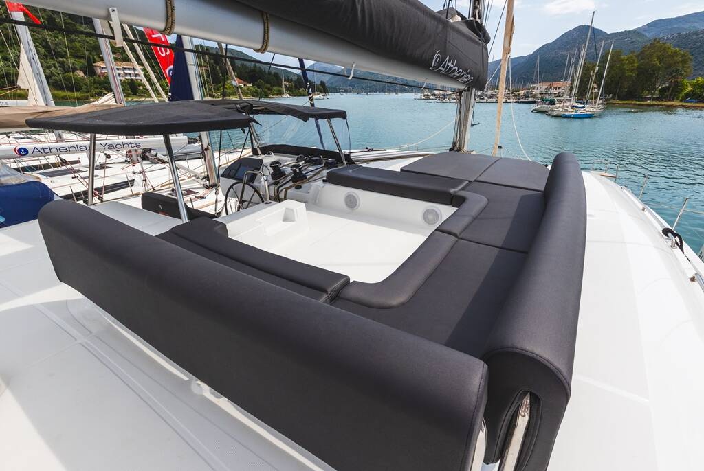 Lagoon 43 Emerald