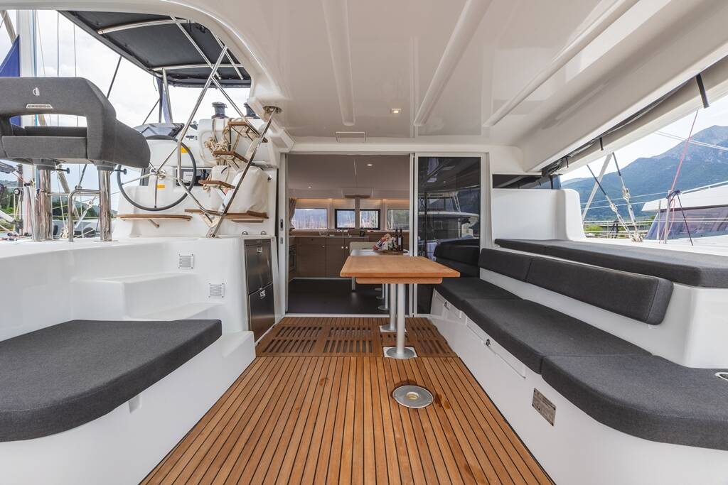 Lagoon 43 Emerald