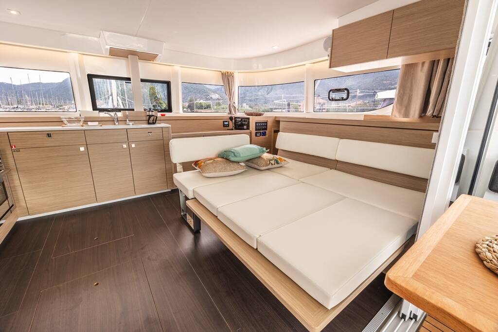 Lagoon 43 Emerald