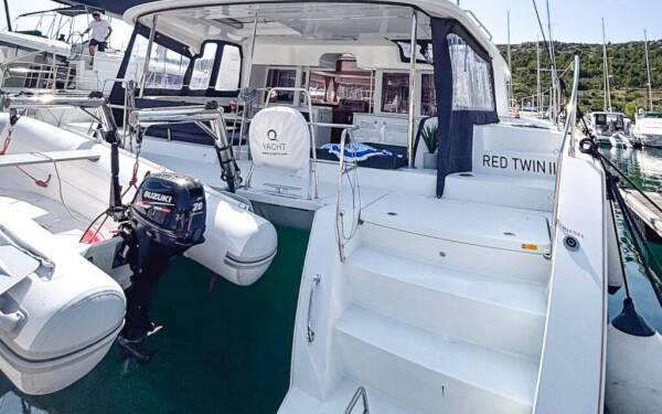 Lagoon 450 F Red Twin II