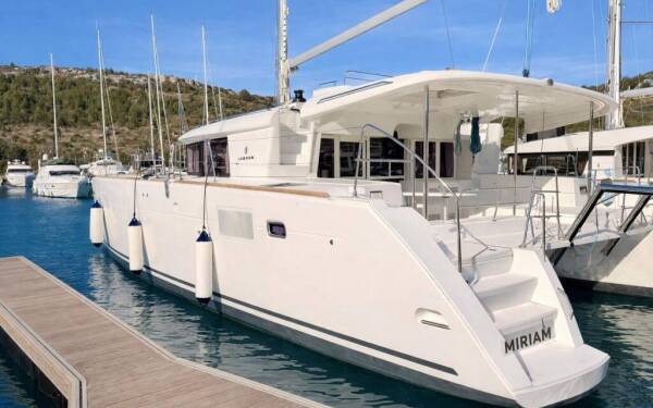 Lagoon 450 F Miriam