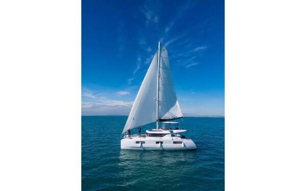 Lagoon 46 OW Jemale