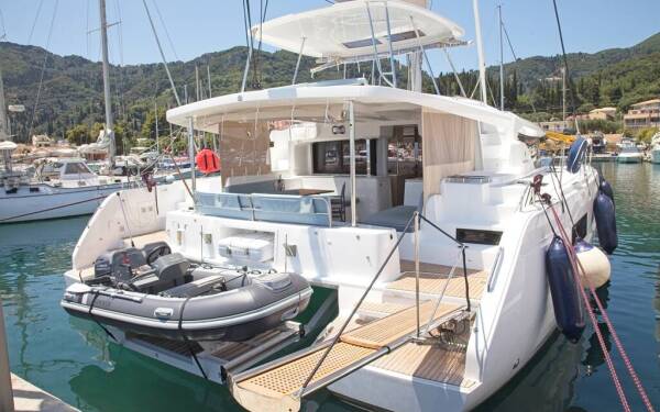 Lagoon 46 Dafni