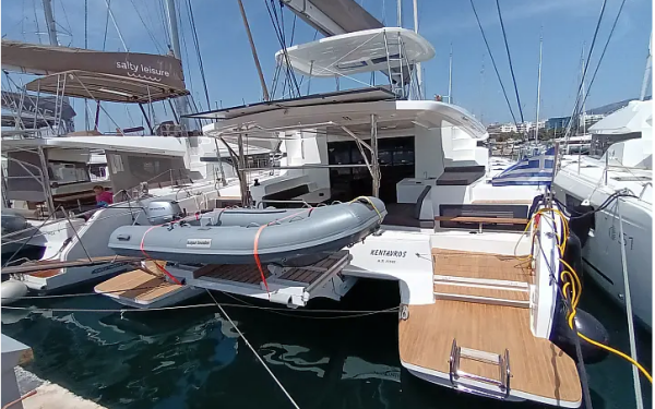 Lagoon 51 Errant Vagabond