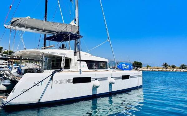 Lagoon 52 F Madonna of Adriatic