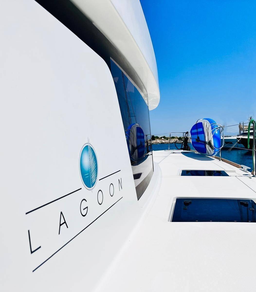 Lagoon 52 F Madonna of Adriatic