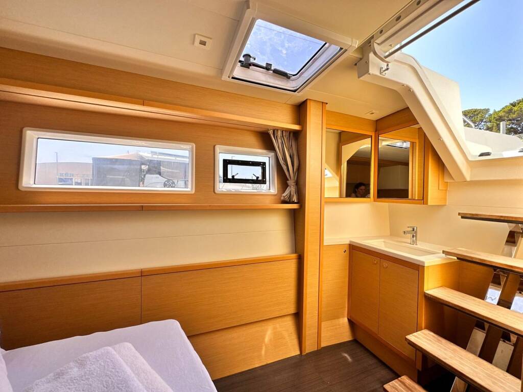 Lagoon 52 F Madonna of Adriatic