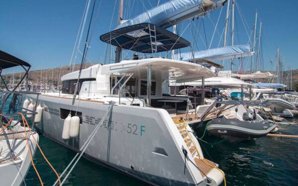 Lagoon 52 F JEMA II 