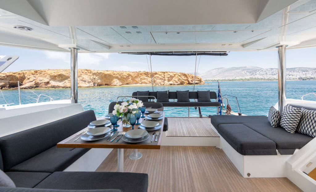 Lagoon 52 Royal Hearts