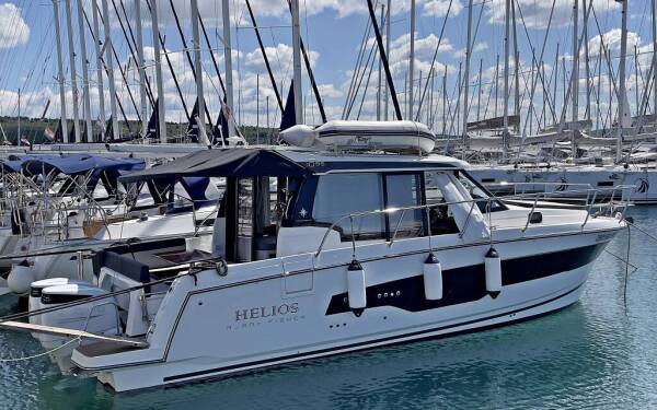 Merry Fisher 1095 Helios