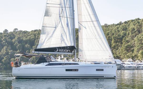 Oceanis 37.1 First Dream