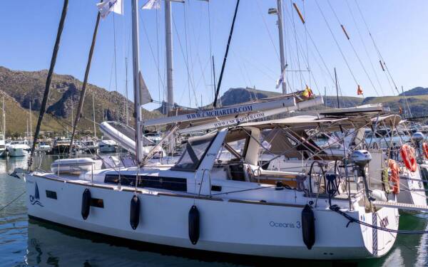 Oceanis 38 Moin