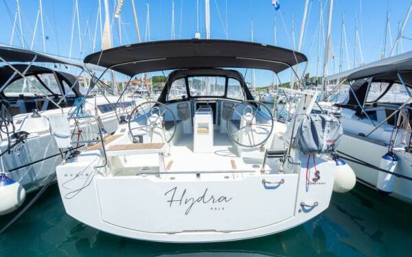 Oceanis 38.1 Hydra