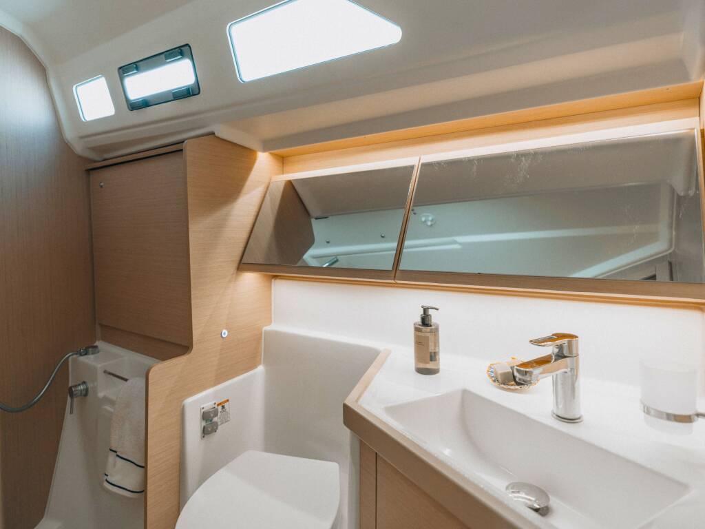 Oceanis 40.1 Neda