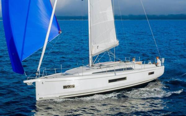 Oceanis 40.1 Aurora Lane