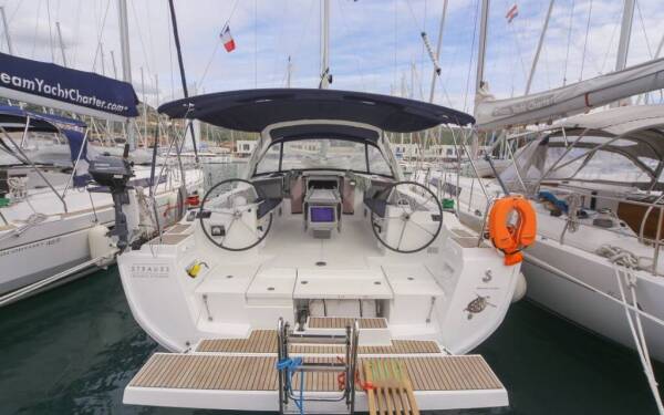 Oceanis 45 STRAUSS 