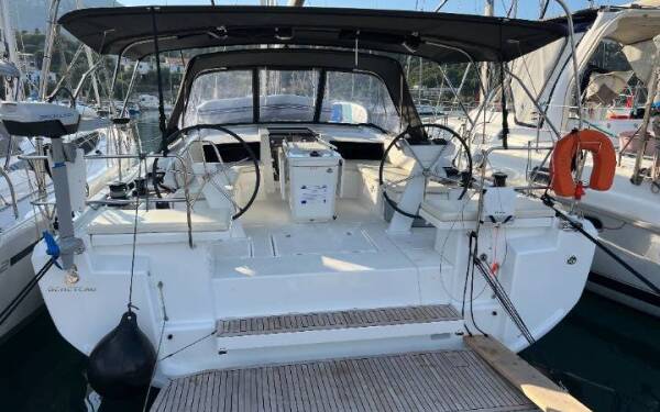 Oceanis 46.1 Larimar