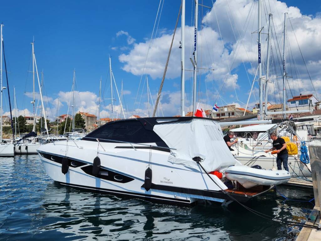 Parana 38 Vador