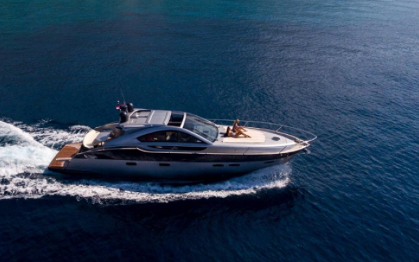 Pearlsea 56 Coupe Silver Arrow