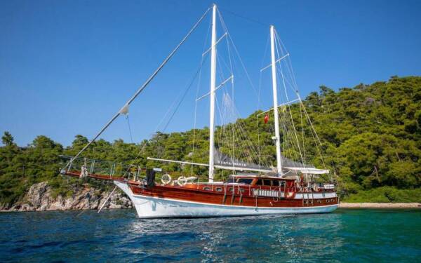 Santa Maria* Santa Maria