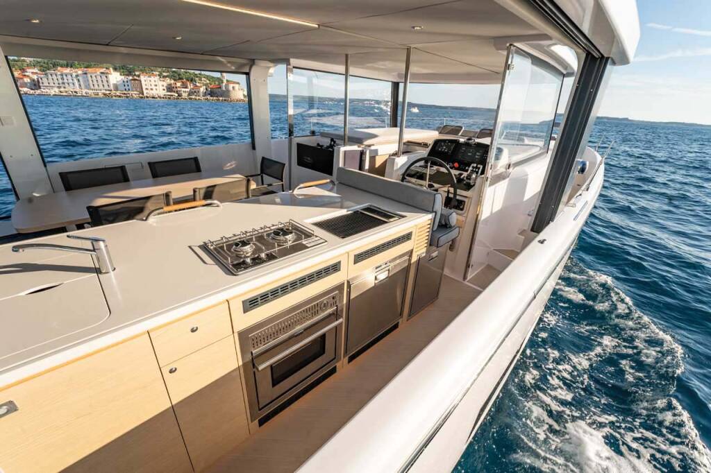 Sea Loft 480 Sundowner