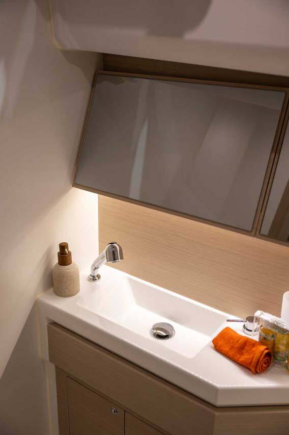 Sea Loft 480 Sundowner