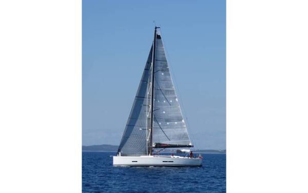 Solaris One 44 Trinity