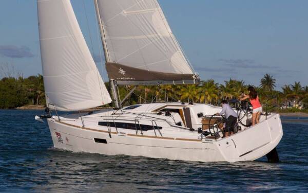 Sun Odyssey 349 Estrella