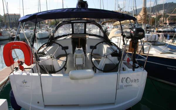 Sun Odyssey 349 Nanouk