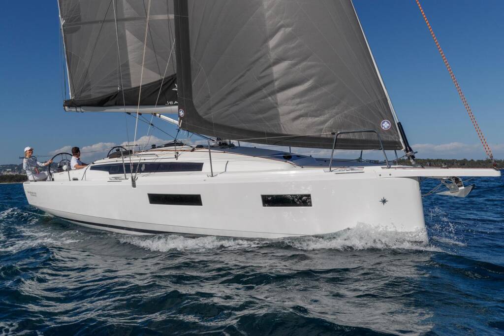 Sun Odyssey 350 Miyabi