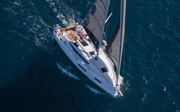Sun Odyssey 350 NN1