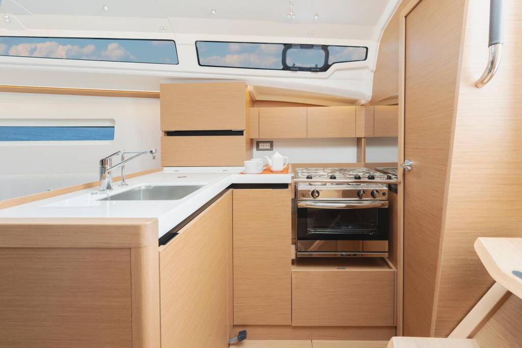 Sun Odyssey 350 Wabi Sabi