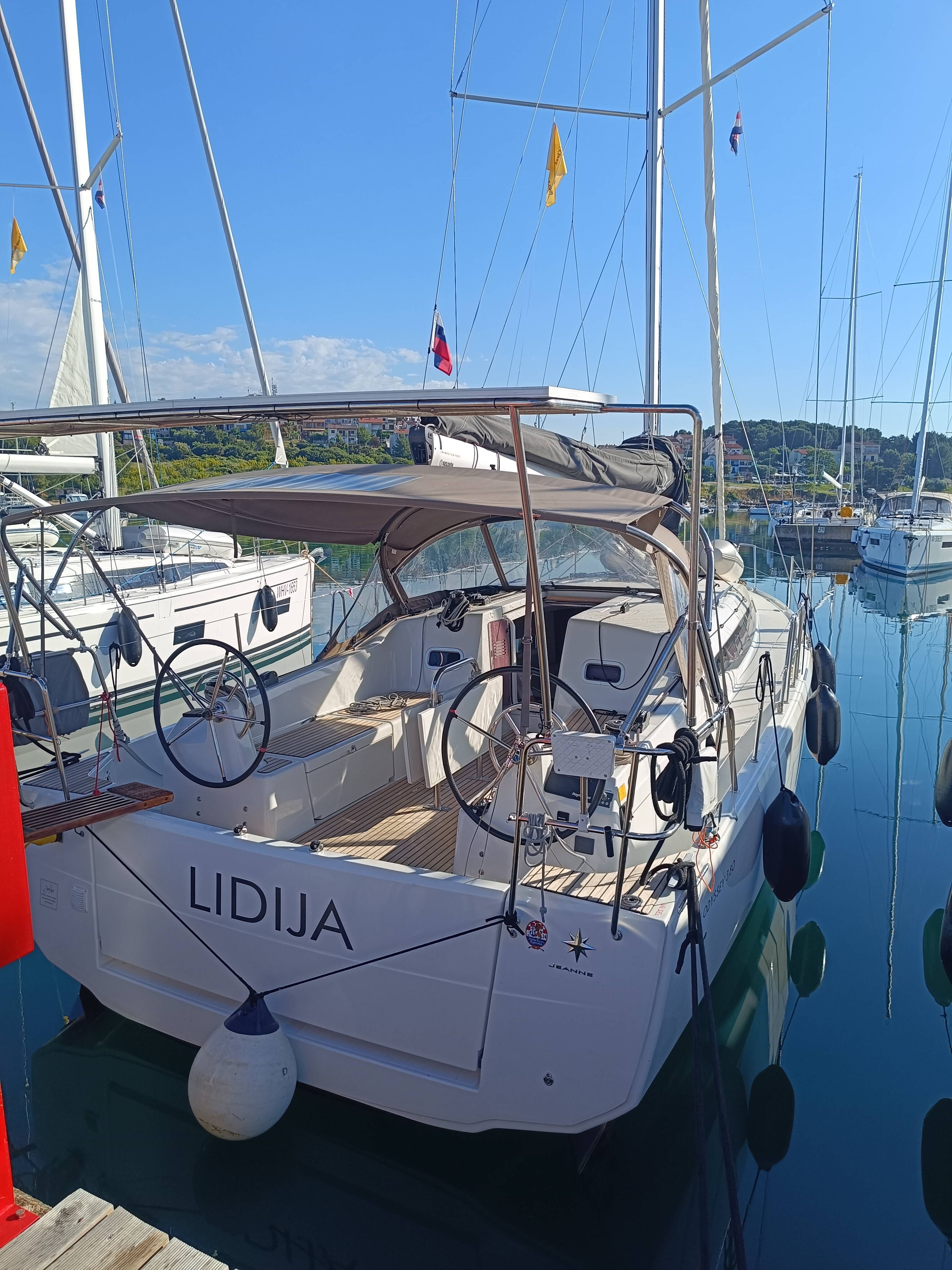 Sun Odyssey 380 Lidija