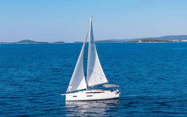 Sun Odyssey 380 Dobrila